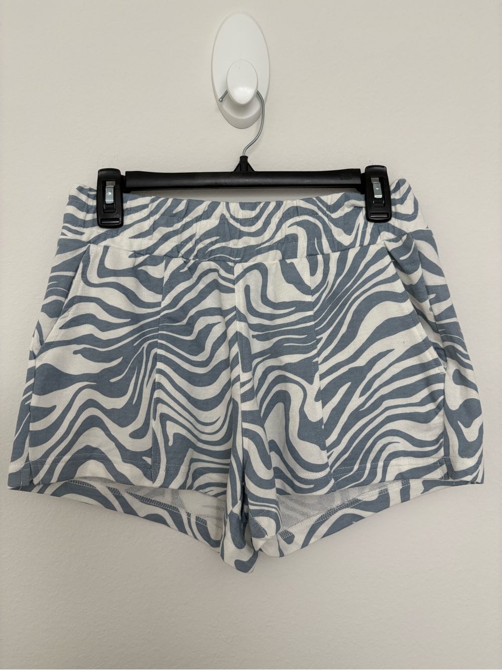 NWOT Blue Zebra Striped Cotton Shorts with Pockets